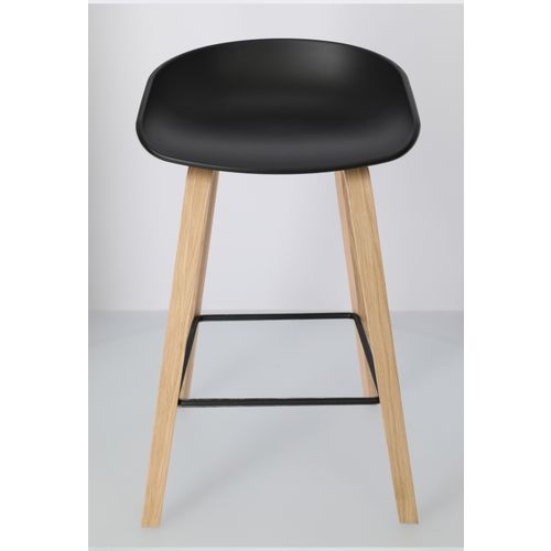 About A Stool AAS32, soaped oak / black steel - black, 64 cm