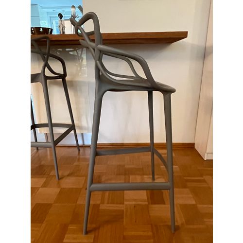 masters-stool-grey-franckly