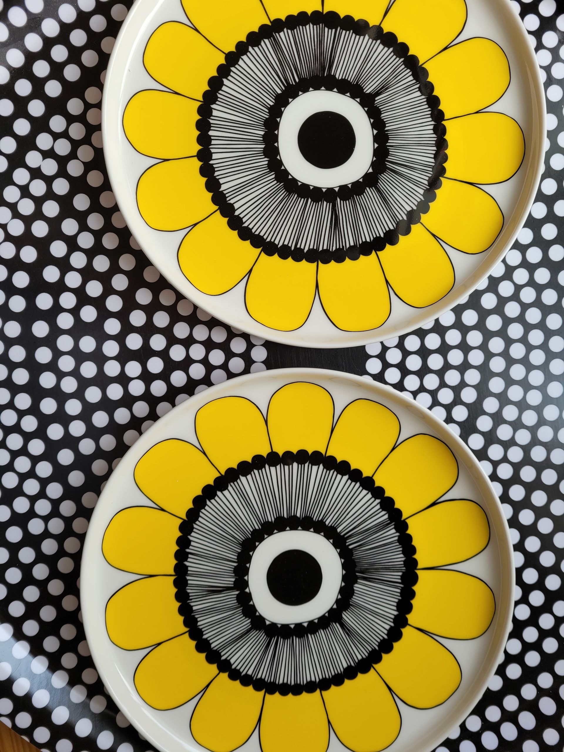 Oiva Kestit plate 20 cm, yellow Franckly