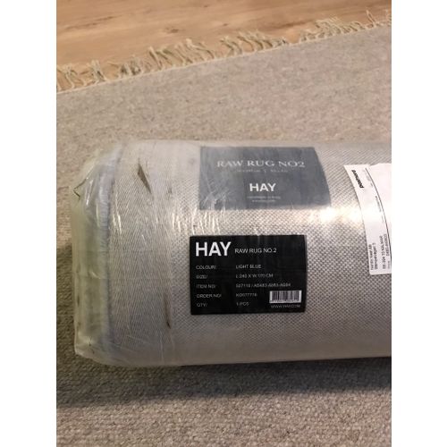 Raw No 2 carpet, light blue, 240 x 170 cm | Franckly