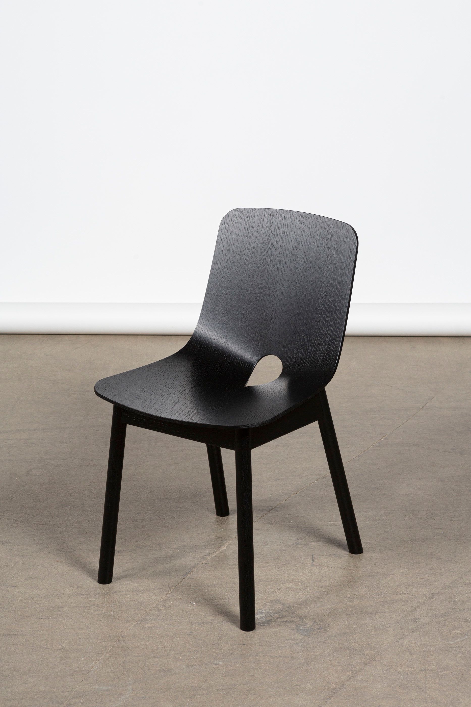 Mono chair, black | Franckly