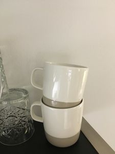 Marimekko Oiva - Puolikas mug 4 dl, white - beige | Pre-used design |  Franckly