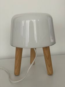 utilgivelig falsk tit &Tradition Milk NA1 table lamp, ash | Pre-used design | Franckly