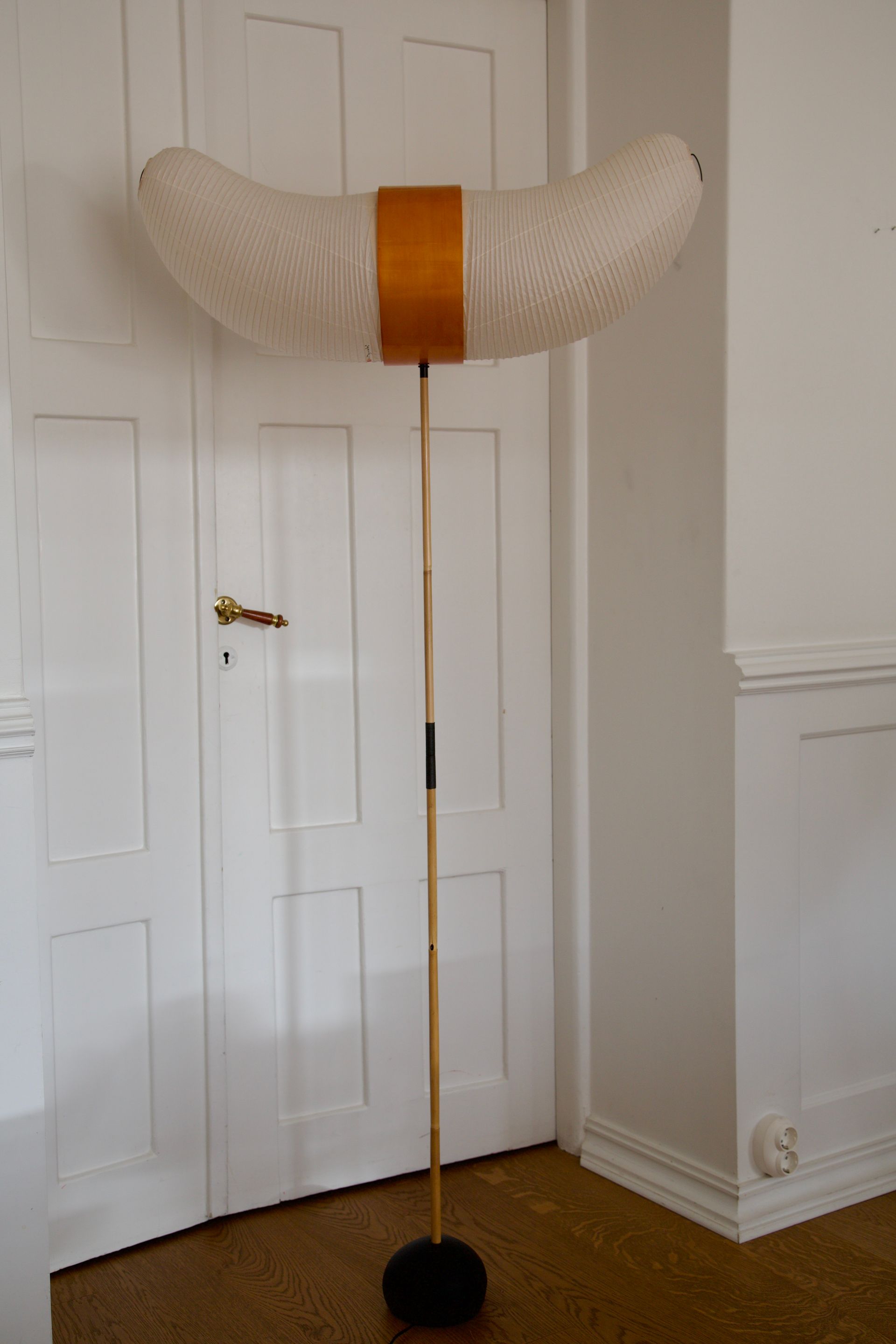 Akari BB3-33S floor lamp | Franckly