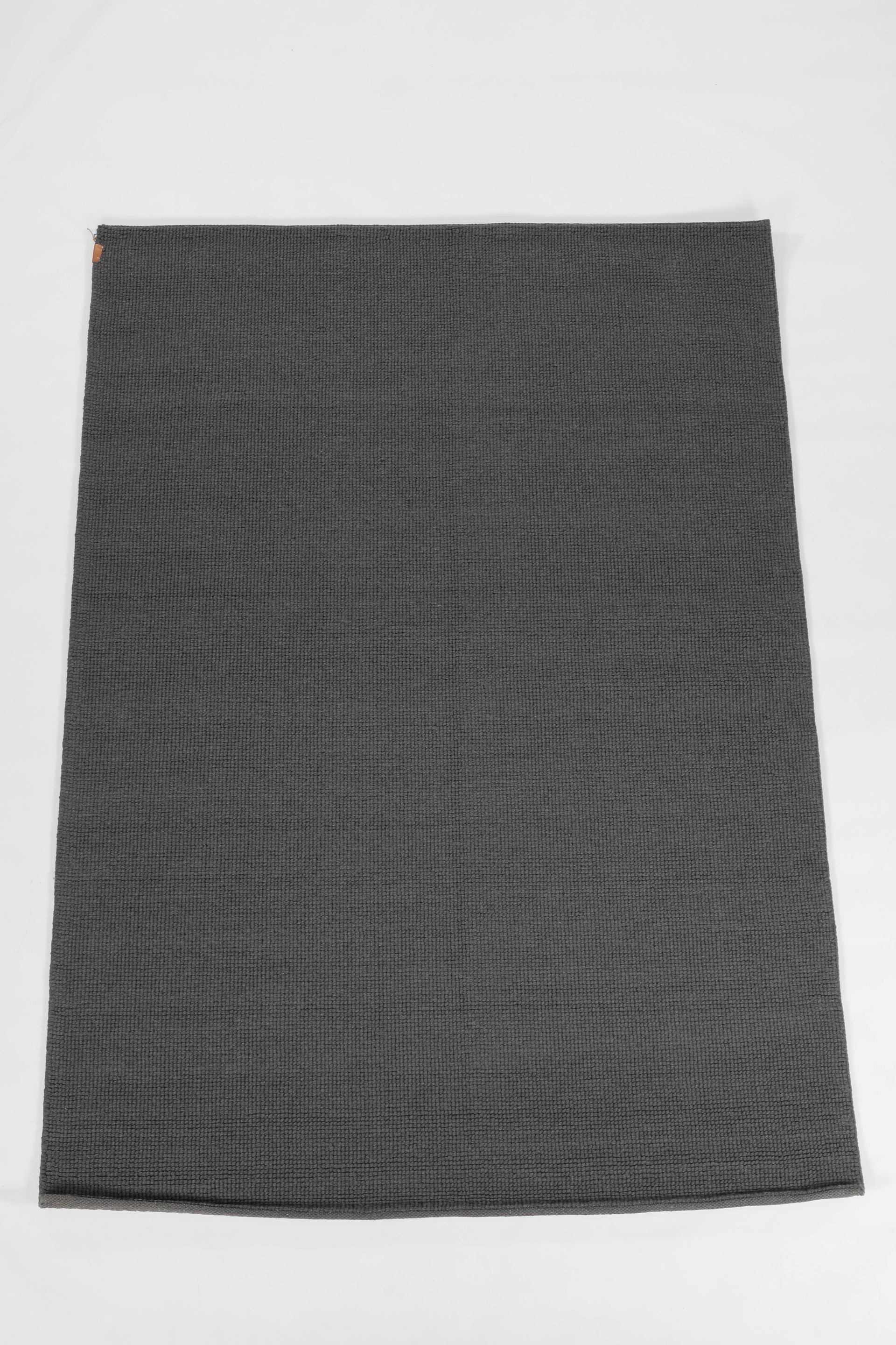 loop-wool-carpet-graphite-grey-170-x-240-cm-franckly