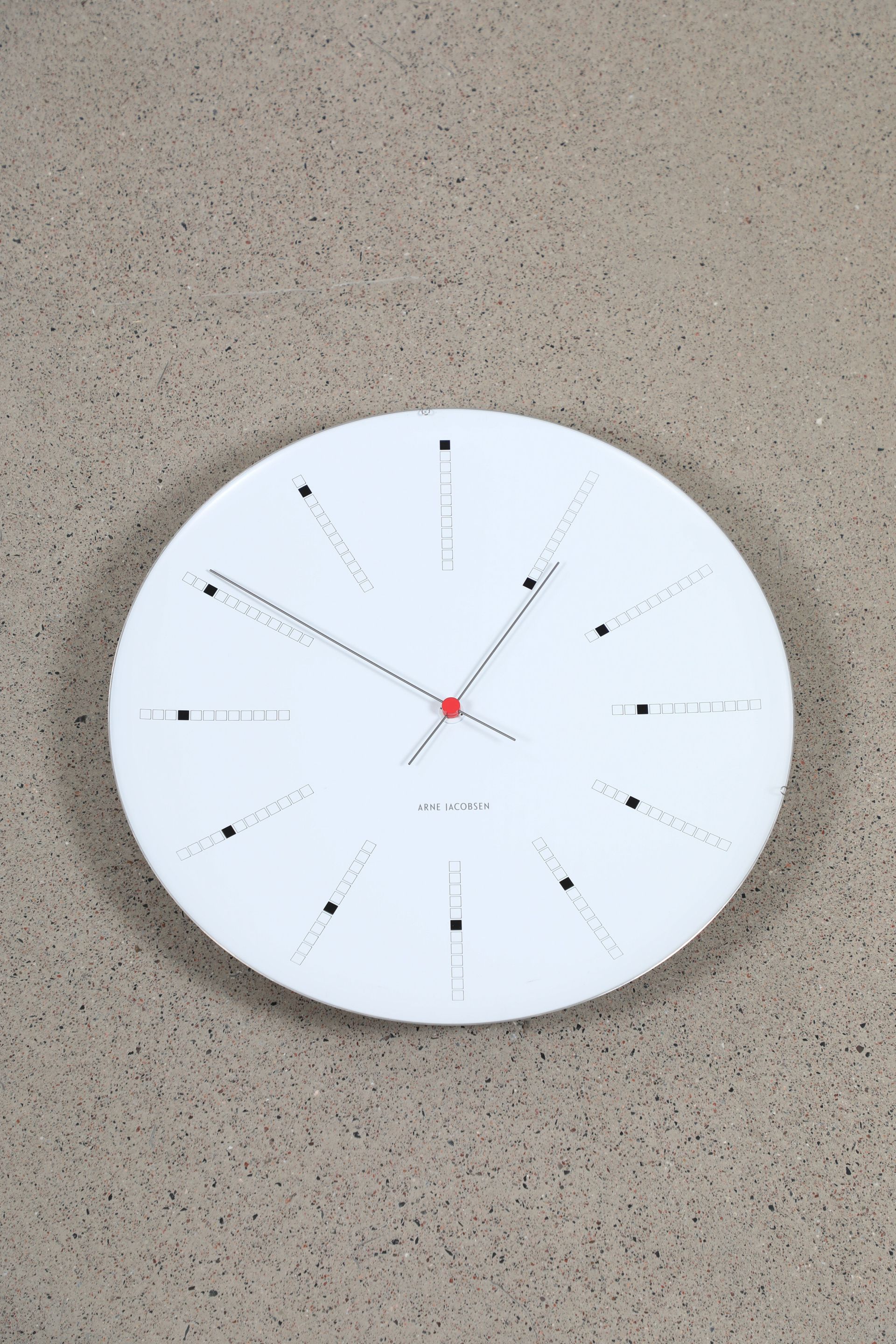 AJ Bankers wall clock 48 cm, white | Franckly